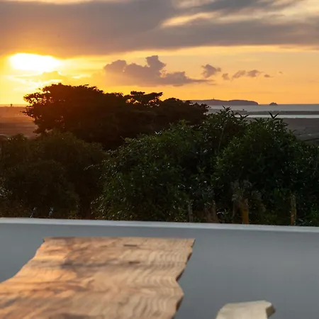 The Indigo Windmill Retreat, Peniche אנטוגויה דה באלייה