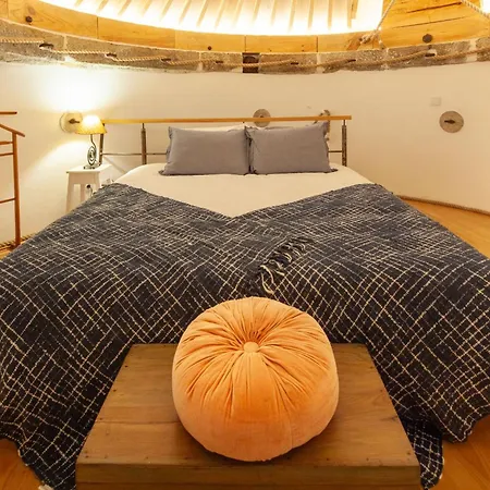 The Indigo Windmill Retreat, Peniche אנטוגויה דה באלייה