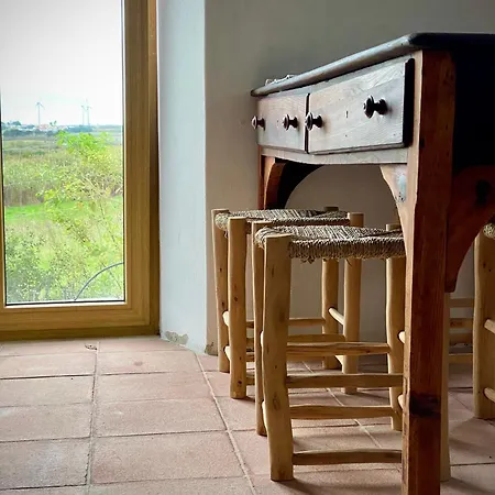 The Indigo Windmill Retreat, Peniche וילה