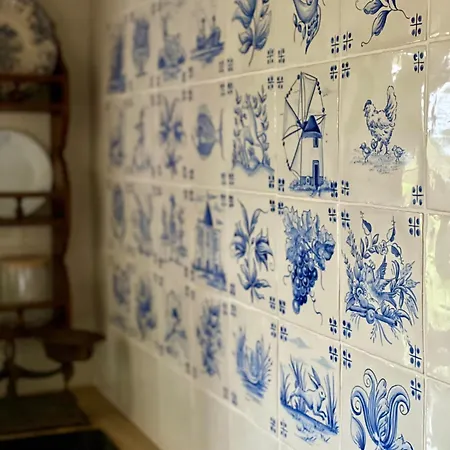 The Indigo Windmill Retreat, Peniche アトウギア・ダ・バレイア