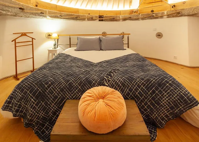 The Indigo Windmill Retreat, Peniche Атогиа-да-Балейя