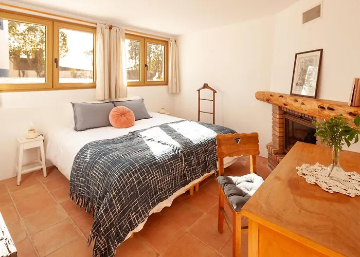 The Indigo Windmill Retreat, Peniche * Атогиа-да-Балейя