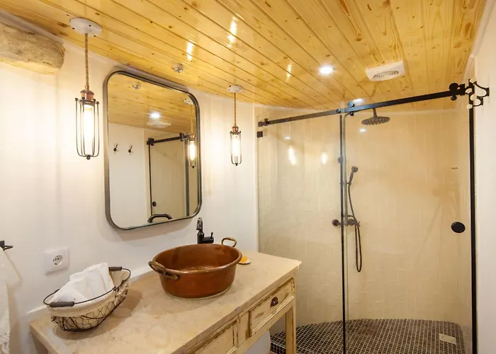 Вилла The Indigo Windmill Retreat, Peniche *